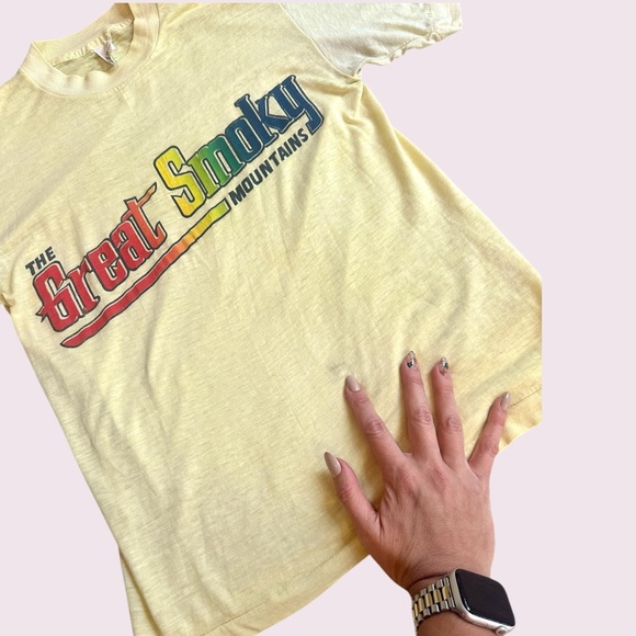 Vintage 70s Tshirt Smokey Mountains Yellow Tee Short Sleeve Medium - Picture 6 of 7